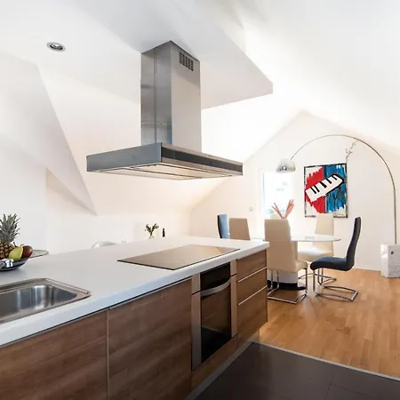 Apartment Milic - By The Sea *