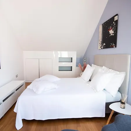 Milic - By The Sea Apartment Sutivan